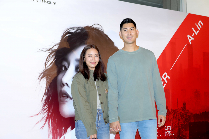 新婚不久的毛加恩夫婦也來觀賞A-Lin演唱。（圖／施岳呈攝）