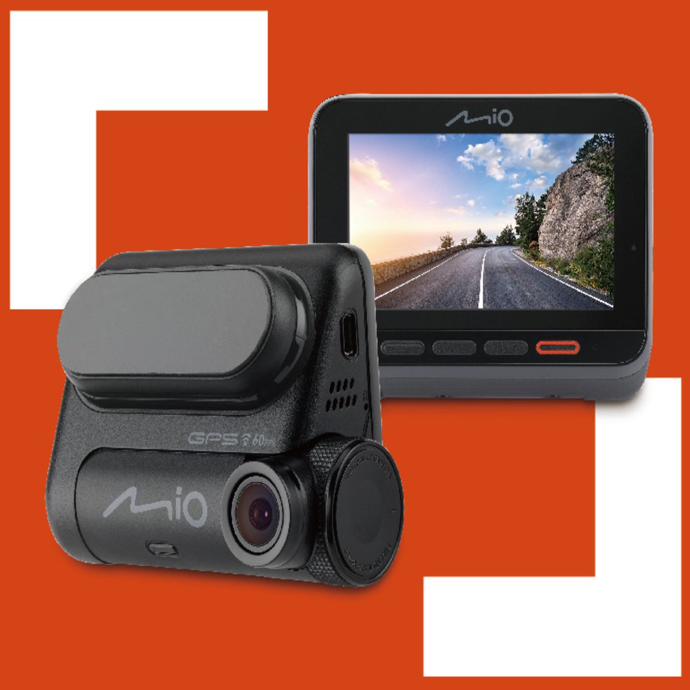 每秒60fps超高速錄影，採用Sony的星光級感光元件(前後鏡STARVIS)，前F1.4超大光圈，專利GPS測速雙預警，內建WIFI即時觀看備份，二合一駐車模式，支援雙鏡頭同步錄