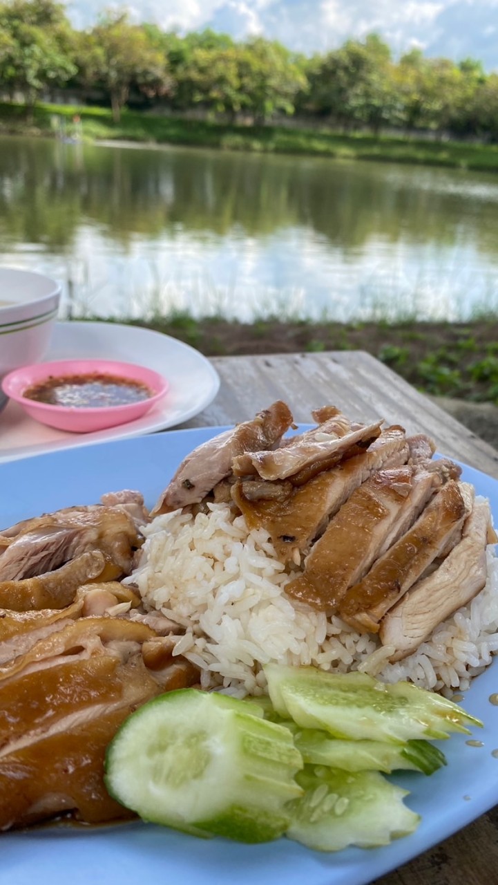 สมาคมคนรักไก่ต้มน้ำปลา TU Tomnampla Club