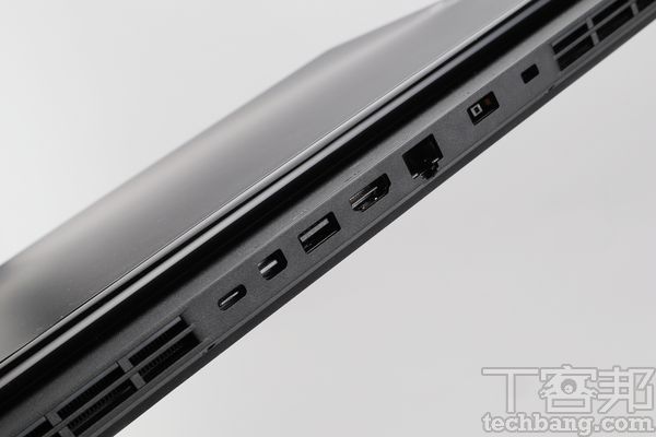 Lenovo Legion Y530－ 沉穩低調的電競筆電