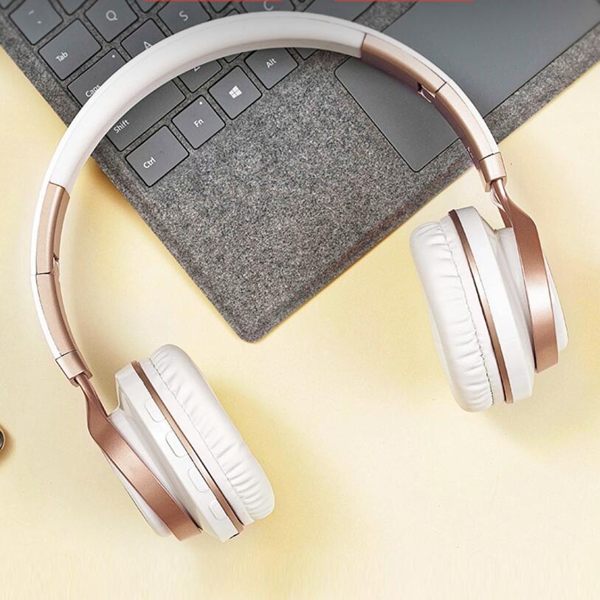 無線藍芽耳機耳麥頭戴式運動5.0男女手機電腦通用掛脖式超長待機MOON衣櫥