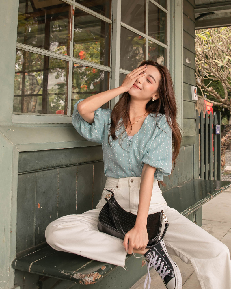 紋路造型縮袖上衣-Mercci22