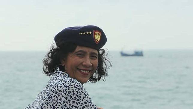 Menteri Susi Pudjiastuti dengan 5 Sikapnya yang Patut Dicontoh. Generasi Millennial Harus Tiru Nih!