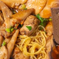 เตี๋ยวไก่ตุ๋น ลูกแม่นาง🍜