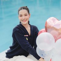 เหลืองซ่า จีน่า สู้ๆ