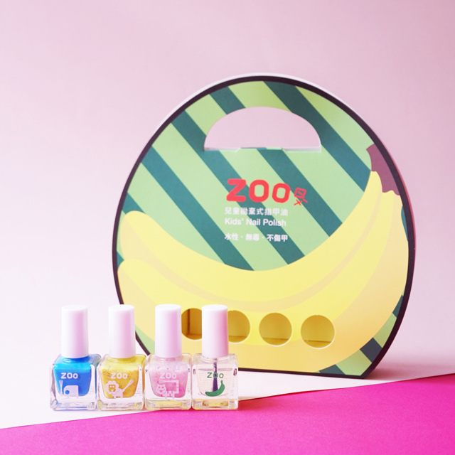 #伴手禮外國朋友最愛款喜事香蕉相招招來歡喜連連可愛的小動物們最愛吃水果了生活在台灣這個水果王國可以吃到鳳梨、香蕉、草莓、蘋果好多種水果真是幸福小朋友你最喜歡哪一種呢多吃水果才會身體健康喔★ ∞ ★ ∞