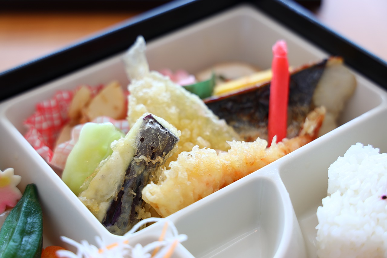 Canon EOS R 實戰測試：高ISO／追焦連拍／直出發色／防手震實拍評測