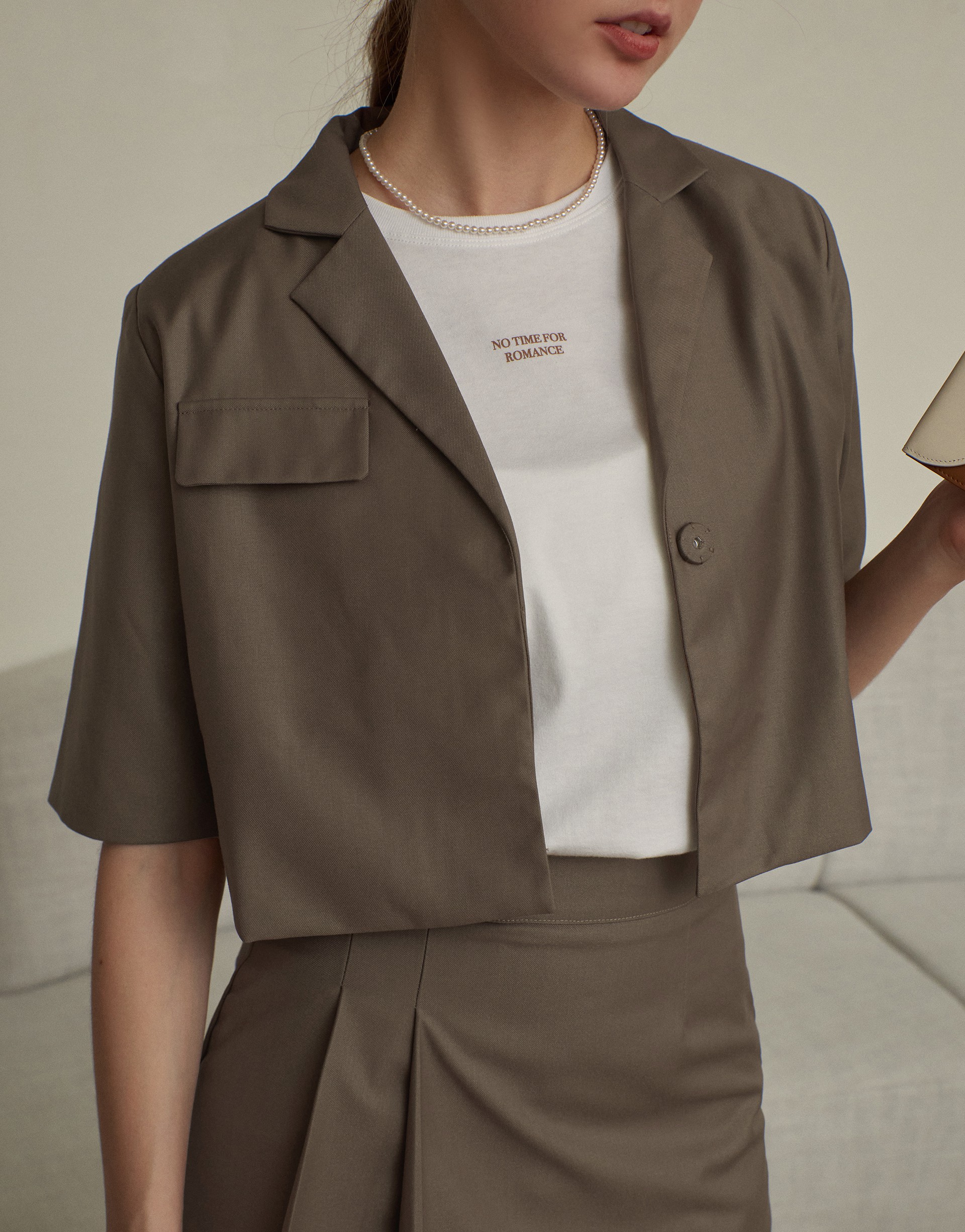 時髦質感短袖西裝外套-PAZZO