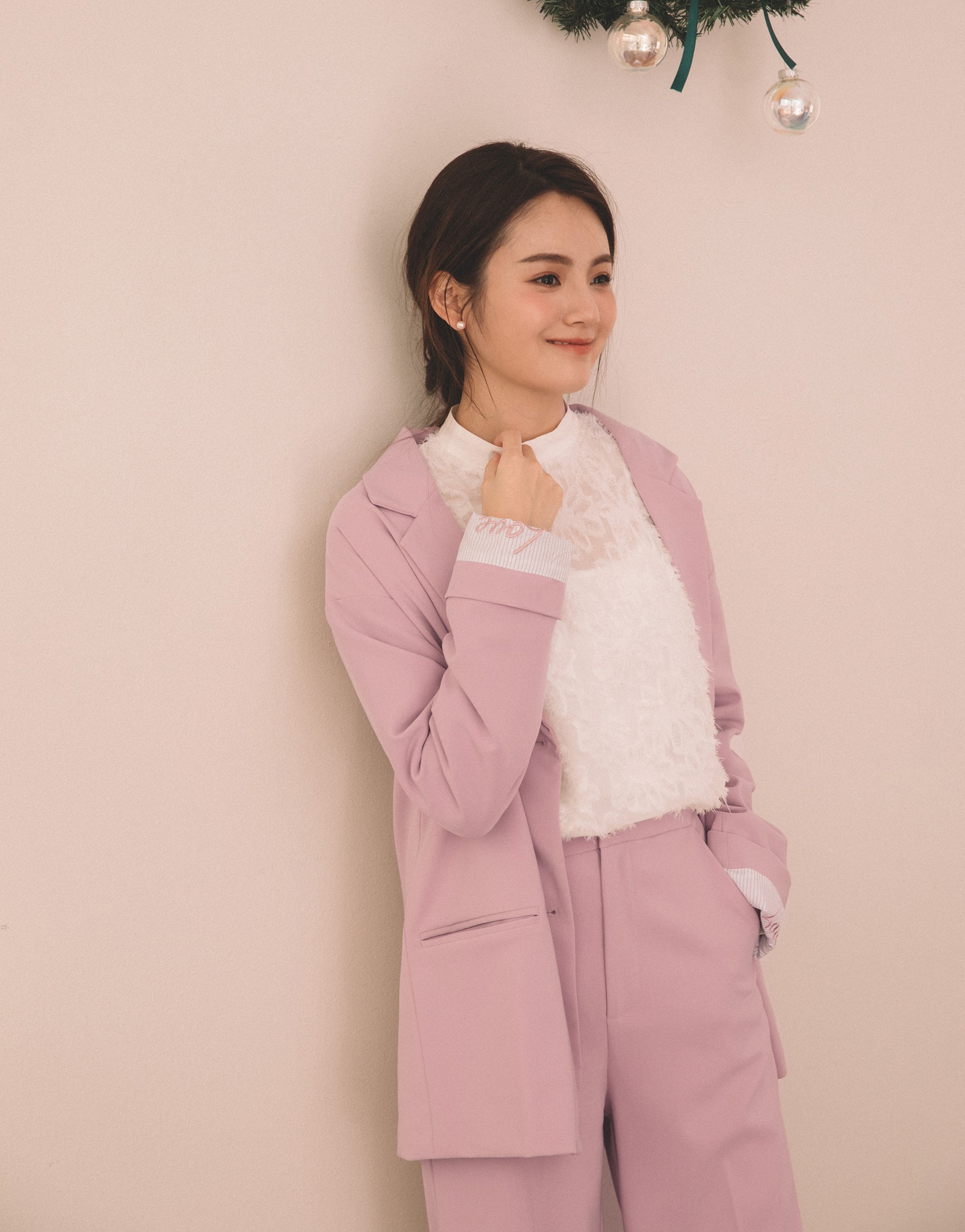 PAZZO+韓妞休閒刺繡造型西裝套裝