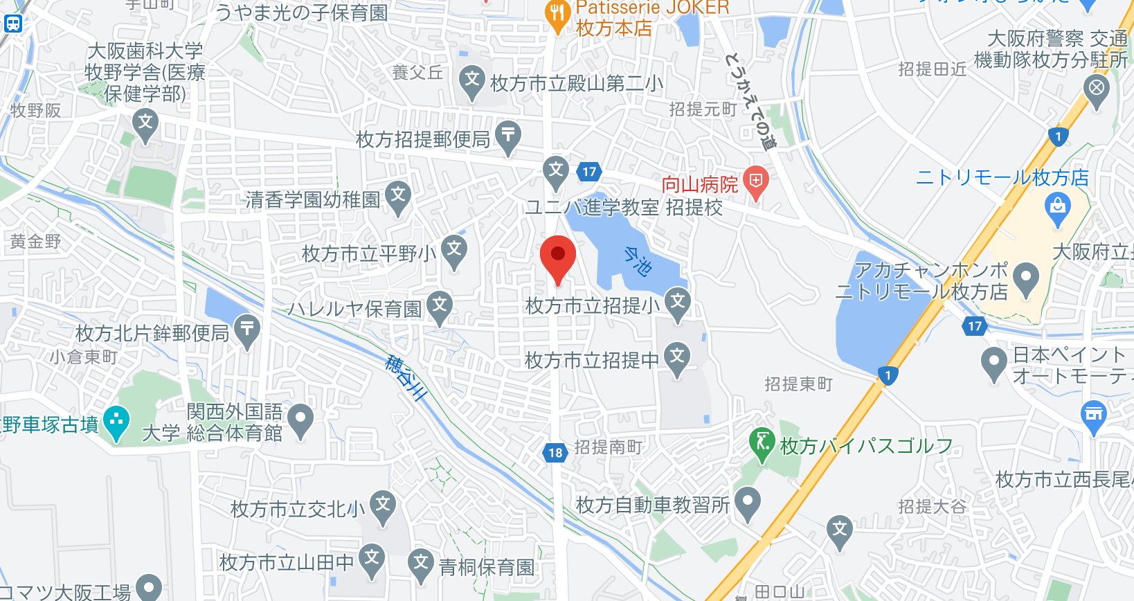 招提中町のフレスコ跡地につくってたアカカベがオープンしてる 30mくらいの行列できてた