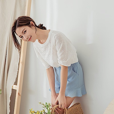 曾莞婷自創品牌超美的雕花鏤空拼接設計若影若現的視覺效果I.REAL曾莞婷賣場未提供換貨服務(商品瑕疵、缺件因素除外)