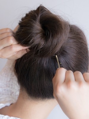 誰でもできる 簡単 カワイイお団子ヘアの作り方