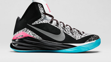 新聞速報 / Nike Hyperdunk 2014 Kyrie Irving PE