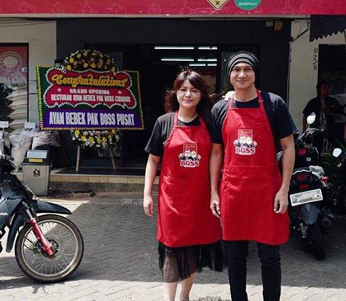  Ayam Bebek Pak Boss Asteria Dita 627647