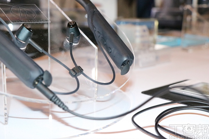 鐵三角迎接 45 週年新品發表會！主打 Hi-Fi 級木頭耳機、全球首款複合型單體耳機與高 CP 真無線產品