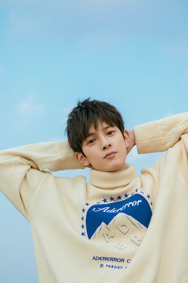 陸劇隱藏版校園男神8：王潤澤 飾演《非處方青春》孫時佗