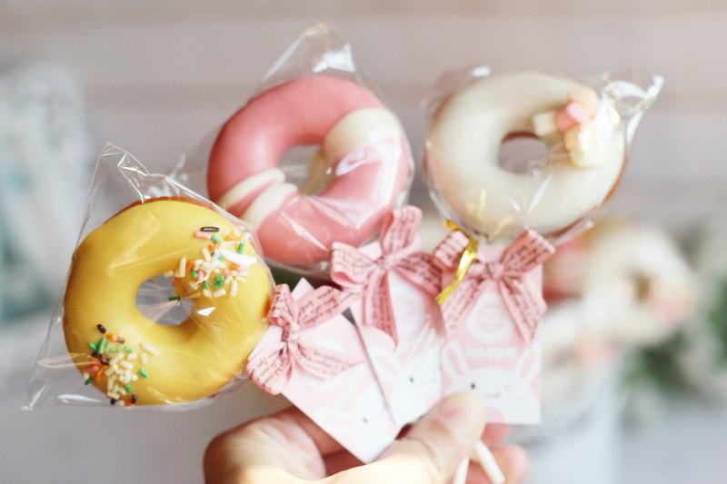 團購免運專案-甜甜圈棒棒糖100支入婚禮小物甜點桌婚禮佈置花束