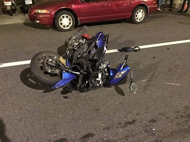 賓士車撞死興大生駕駛閃逃