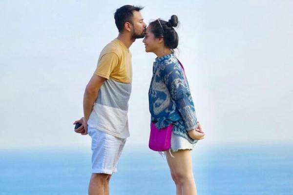  8 Potret Mesra Liburan Raffi dan Nagita di Bali, Romantis Banget! 