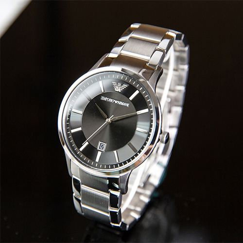 原廠平行輸入 一年保固 出貨：2個工作天內巧遇完售時：客服與您約定出貨日