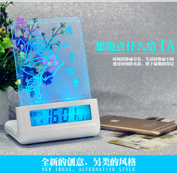 語音報時留言板創意鬧鐘靜音夜光七彩時尚電子懶人時鐘個性床頭鐘 街頭布衣
