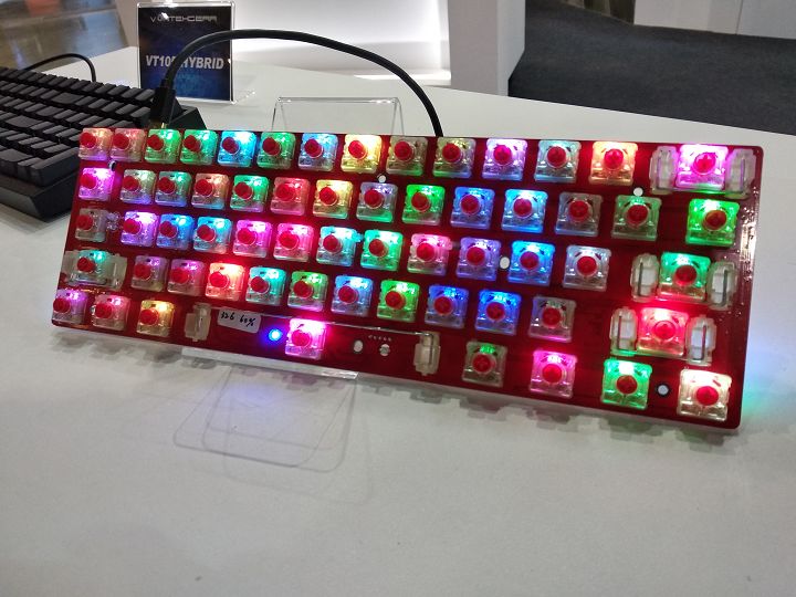 Computex 不能沒有 RGB！從鍵盤、機殼、主機板到風扇都要閃亮，一次看完展場中炫麗的「光害」產品