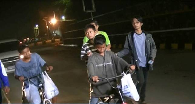 Rindu Ibu, Tiga Kakak Beradik Gowes Sepeda dari Ogan Ilir ke Ciledug