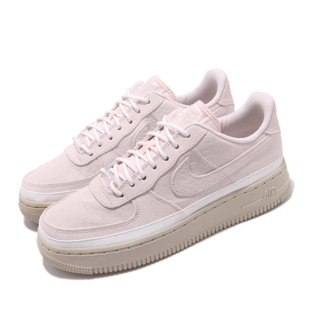 流行休閒鞋品牌:NIKE型號:AA0287-604品名:Air Force 1 07配色:粉色,灰色