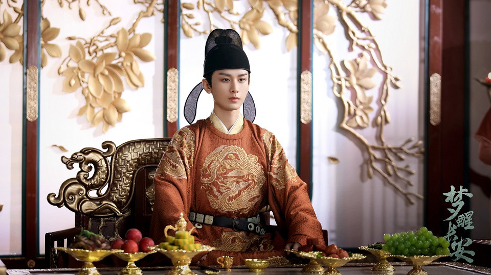 古裝劇《琉璃》捧紅的演員近況1：成毅《夢醒長安》、《南風知我意》