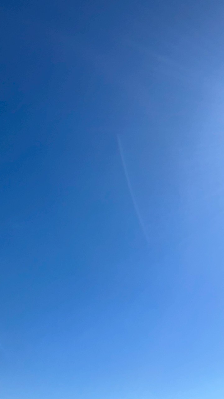 靴脱ぎしてる！よく足組む！女子小中高生限定！