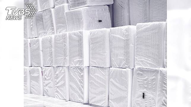 網路謠傳原料短缺，近日引發「衛生紙之亂2.0」。(示意圖／TVBS)