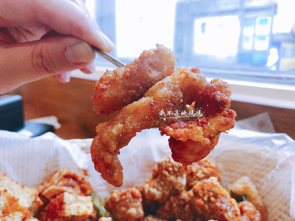 公館鹽酥雞,龍哥無骨雞腿排,轟炸雞排,秀泰影城,公館秀泰影城,公館雞排推薦,公館烤肉,公館燒肉,公館鹽酥雞,炸老大,炸去啃,水源市場,公館 平價晚餐