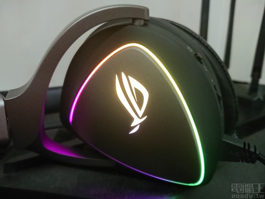 ROG Delta RGB LED 燈光效果示意圖
