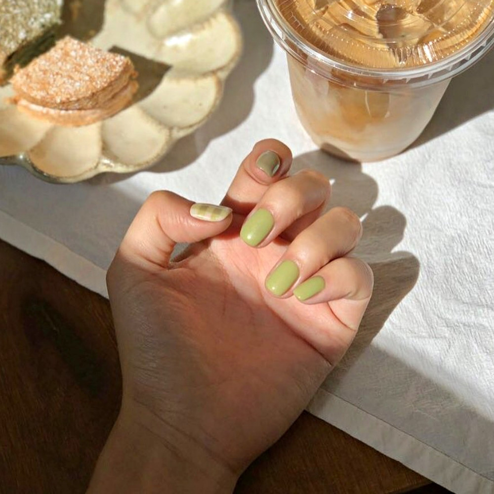 2020顯白純色美甲範本2：果綠、酪梨綠