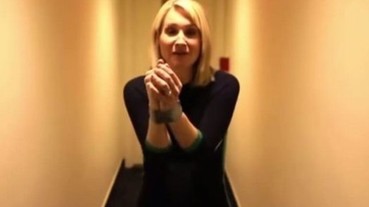 CIA前探員傳授 雙手被封箱膠帶綁住脫困法！