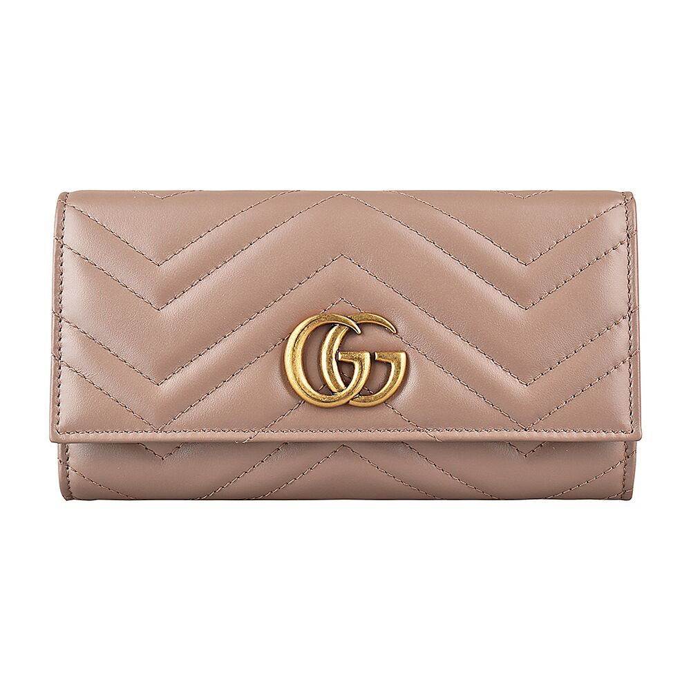 經典金屬LOGO，品牌辨識度高採用精緻牛皮製作，以帆布內襯可擺各式卡片，紙鈔，收納方便