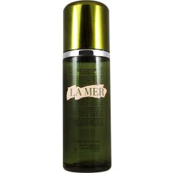 ◎正統公司貨|◎|◎品牌定位:專櫃品牌品牌:LAMER海洋拉娜種類:精華液/安瓶功能:保濕/滋潤適用部位:臉部適用膚質:全膚質規格/容量:濃縮精華露150ml保存期限:-產地:美國