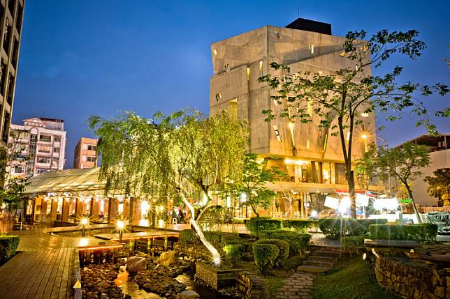 圖片來源：FB @冒煙的石頭溫泉渡假旅館