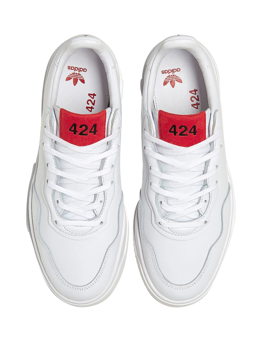 424是adidas的最新合作者，將424的傳統輪廓和現代街頭服飾美學與adidas體育傳統的純淨精緻感融合在一起。 SC Premiere運動鞋採用光滑的粒面皮革製成，具有圓頭，對比色板，同色明線縫