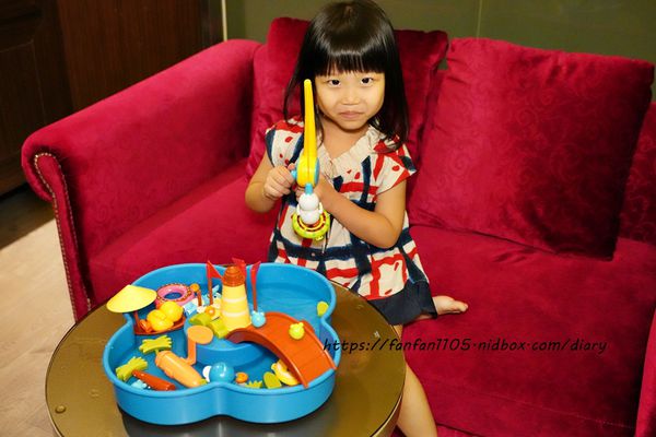 【B.Duck 小黃鴨】漂流冒險水樂園玩具 #冒險樂園 漂漂河 #漂流模式 #沙盤模式 #釣魚模式 多種玩法，讓孩子怎麼都玩不膩 (13).JPG