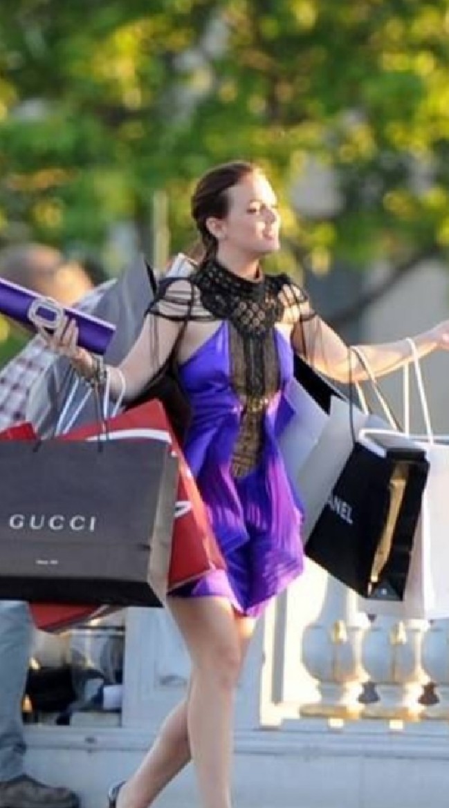 Shopaholic Society 🛍👠💄👗
