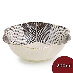 1.，日本職人手工製作，2.，適合盛裝小菜或點心、醬料，3.，碗緣寬闊，拿取方便