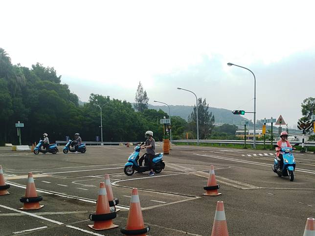 竹市監理站鼓勵民眾參加機車駕訓新竹客運普通重機駕訓班省500元 勁報 Line Today