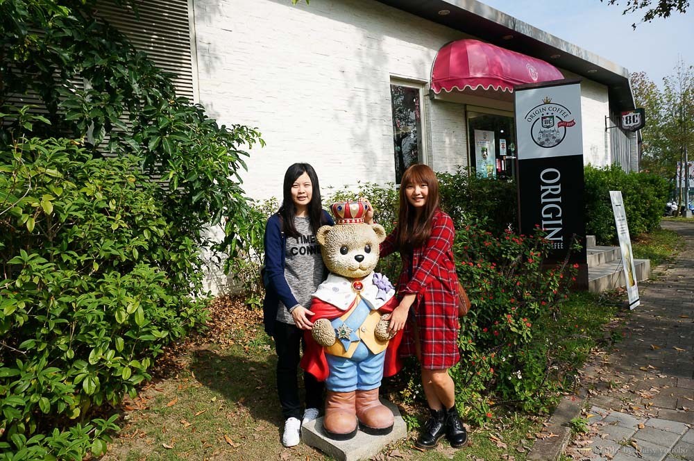 亞洲大學, Asia University, 台中景點, 霧峰景點, 羅馬競技場, 圓頂建築, 安藤忠雄設計, 婚紗地點