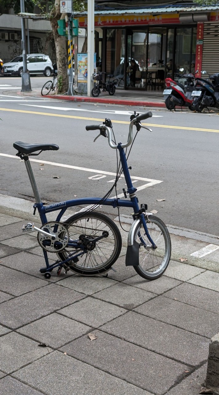 新北河堤自行車/籃球框 輕鬆運動交流社