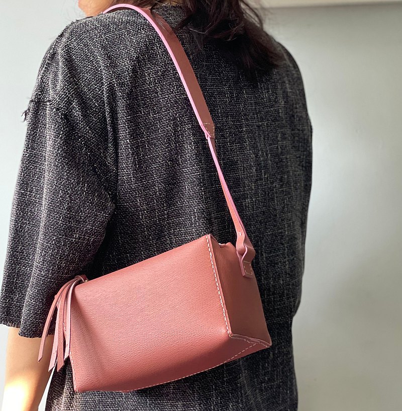 Zemoneni 手作 Ruby red 小紅莓吐司側背包隨身包