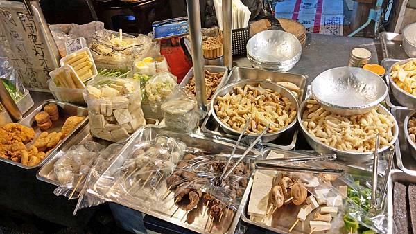 【板橋美食】巷子口鹹酥雞-30元鹹酥雞40元雞排，超便宜又好吃的鹽酥雞店
