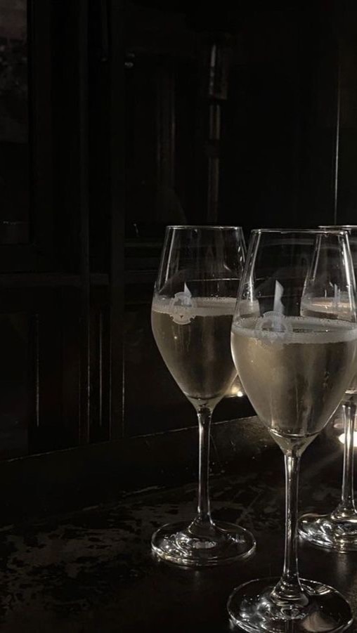 モ　ッ　斗　　壊　シ　弖　　_____ ?¿　　♡