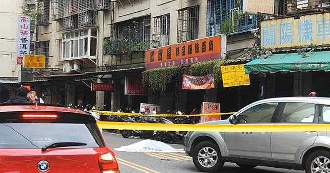 孝順女高中生休學幫媽擺攤　疑精神狀況不穩墜樓身亡