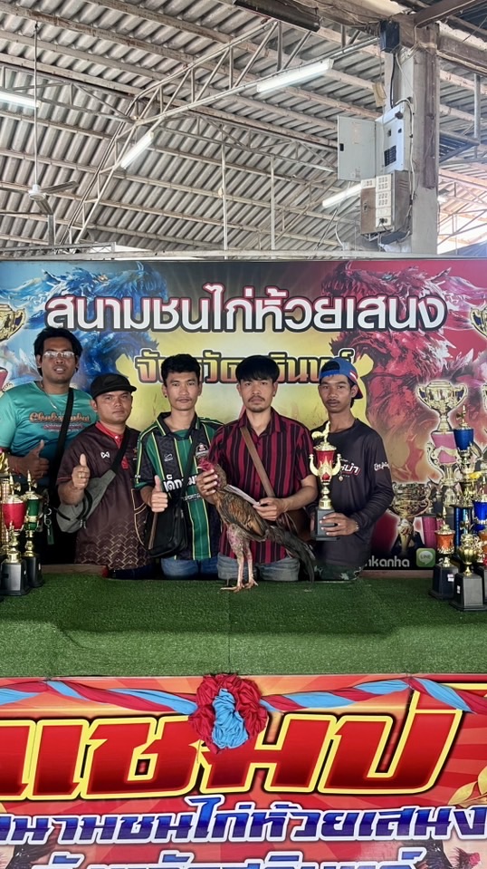 ซุ้มไก่ชนสวน วค ฟาร์ม